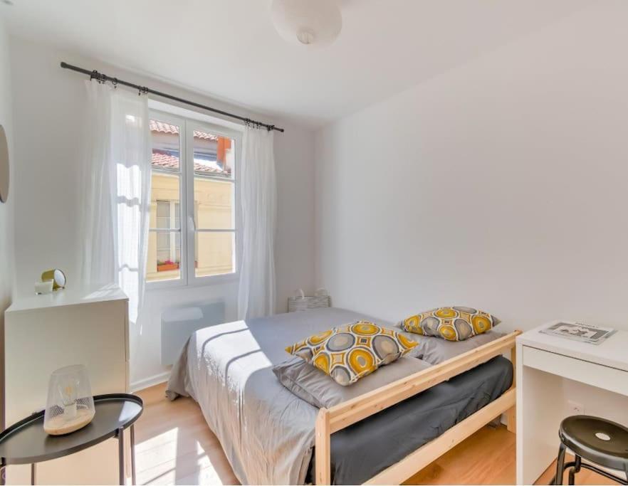 2 Bedroom Apartment In The Heart Of Марсель Екстер'єр фото